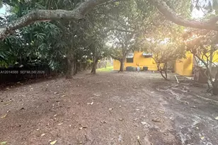 3721 SW 104th Ct, Miami, FL 33165 - Photo 7