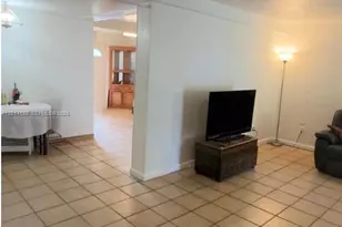 3721 SW 104th Ct, Miami, FL 33165 - Photo 13