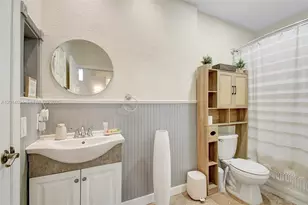 16339 Malibu Dr, Weston, FL 33326 - Photo 21