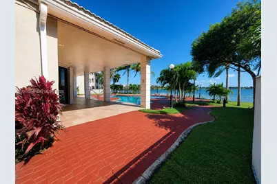 2890 N Oakland Forest Dr #203, Oakland Park, FL 33309 - Photo 13