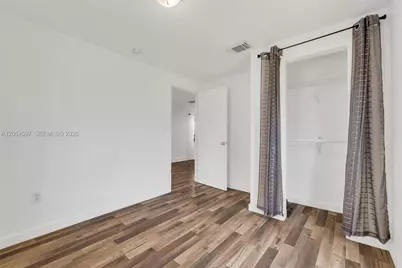 1463 NW 70th St #1463, Miami, FL 33147 - Photo 11