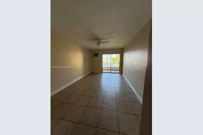 18707 NE 2nd Ave #918, Miami, FL 33179 - Photo 5