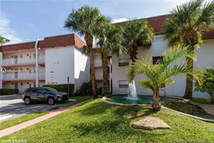 8000 Lagos De Campo Blvd, Tamarac, FL 33321 - Photo 1