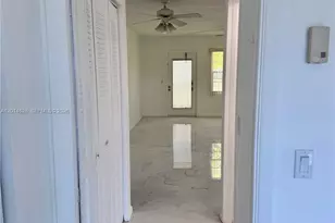 272 Dorset G, Boca Raton, FL 33434 - Photo 5