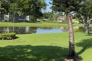 272 Dorset, Boca Raton, FL 33434 - Photo 13