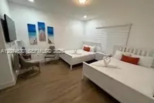 613 NW 10th St, Hallandale Beach, FL 33009 - Photo 3