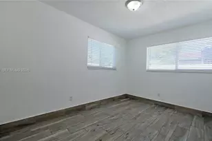 2480 NW 139th St, Opa-Locka, FL 33054 - Photo 13