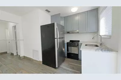 2480 NW 139th St, Opa Locka, FL 33054 - Photo 11