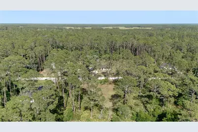2124 E Parkway, Deland, FL 32724 - Photo 9