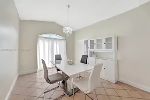 10110 SW 154th Cir Ct, Miami, FL 33196 - Photo 5