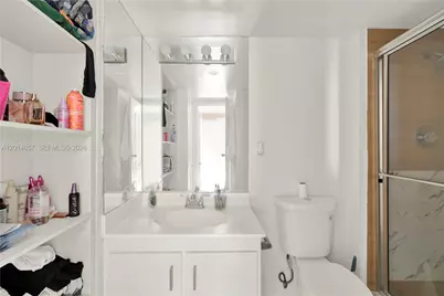 20335 W Country Club Dr #1608, Aventura, FL 33180 - Photo 17