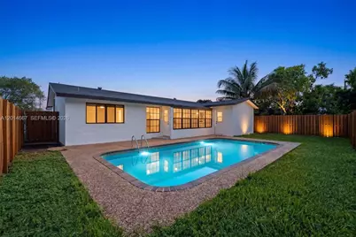 10171 NW 24th St, Sunrise, FL 33322 - Photo 1