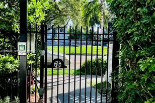 [Address not provided], North Miami, FL 33181 - Photo 29