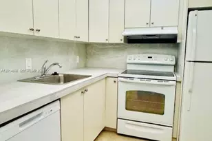 [Address not provided], North Miami, FL 33181 - Photo 5