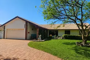 8882 SW 1st Pl, Coral Springs, FL 33071 - Photo 1