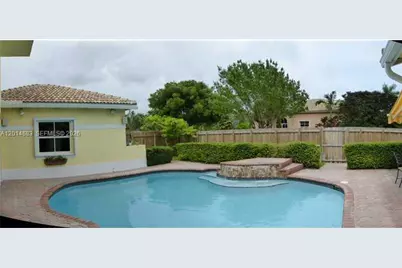 9026 SW 160th Ter, Palmetto Bay, FL 33157 - Photo 5