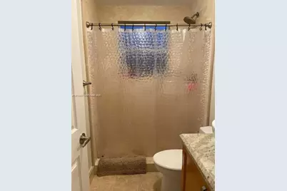 9026 SW 160th Ter, Palmetto Bay, FL 33157 - Photo 15