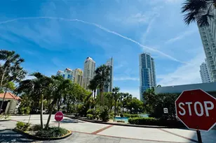 210 174th St, Sunny Isles Beach, FL 33160 - Photo 77
