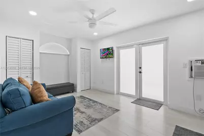 1204 SW 143rd Ct #B, Miami, FL 33184 - Photo 7