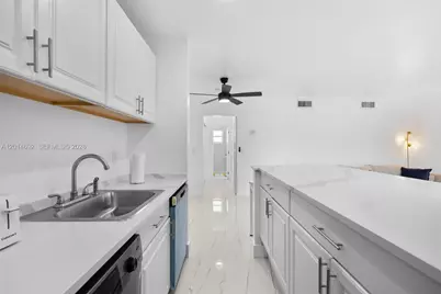 7333 Gary Ave #202, Miami Beach, FL 33141 - Photo 9