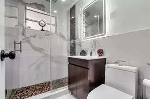 2222 NW 105th St, Miami, FL 33147 - Photo 15