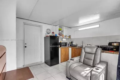 2222 NW 105th St, Miami, FL 33147 - Photo 23