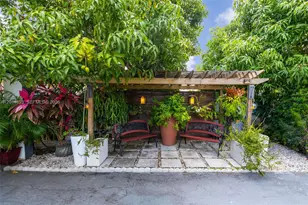 2222 NW 105th St, Miami, FL 33147 - Photo 39
