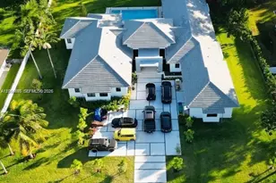 7830 SW 117th St, Pinecrest, FL 33156 - Photo 1