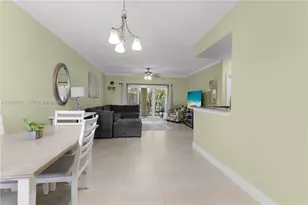 2486 Centergate Dr, Miramar, FL 33025 - Photo 7