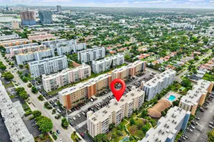 609 NE 14th Ave, Hallandale Beach, FL 33009 - Photo 23