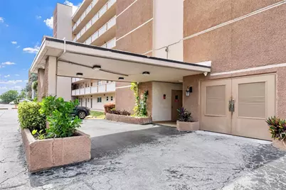 609 NE 14th Ave #405, Hallandale Beach, FL 33009 - Photo 3