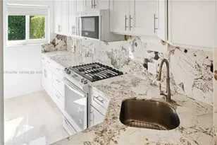 3235 Day Ave, Coconut Grove, FL 33133 - Photo 9