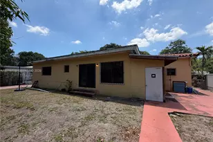 385 NE 129th St, North Miami, FL 33161 - Photo 11