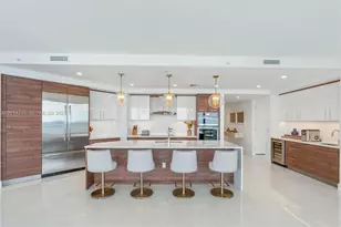 100 E Las Olas Blvd, Fort Lauderdale, FL 33301 - Photo 3