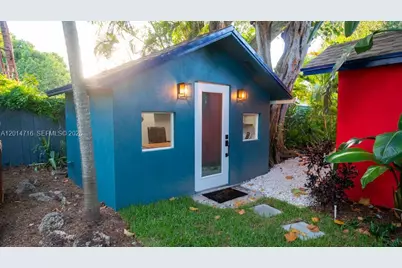 936 NE 128th St, North Miami, FL 33161 - Photo 31