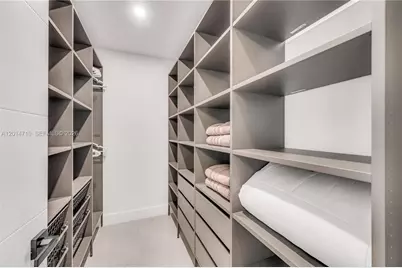1111 NW 70th Ter, Plantation, FL 33313 - Photo 27
