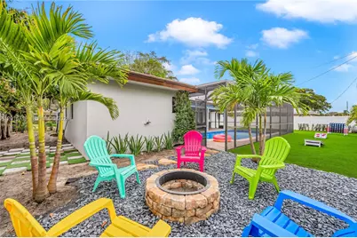 1111 NW 70th Ter, Plantation, FL 33313 - Photo 11