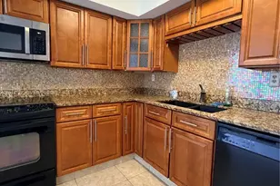 2000 Atlantic Shores Blvd, Hallandale Beach, FL 33009 - Photo 19