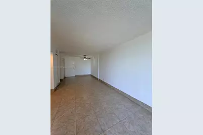 2000 Atlantic Shores Blvd #118, Hallandale Beach, FL 33009 - Photo 3