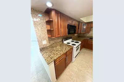 2000 Atlantic Shores Blvd #118, Hallandale Beach, FL 33009 - Photo 1