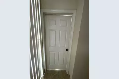 2000 Atlantic Shores Blvd #118, Hallandale Beach, FL 33009 - Photo 17