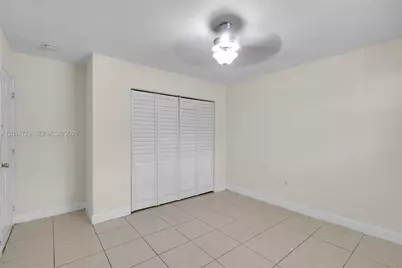 2385 NW 32nd St, Miami, FL 33142 - Photo 11