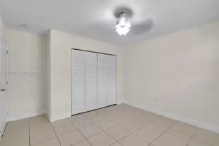 2385 NW 32nd St, Miami, FL 33142 - Photo 11