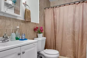 2385 NW 32nd St, Miami, FL 33142 - Photo 33