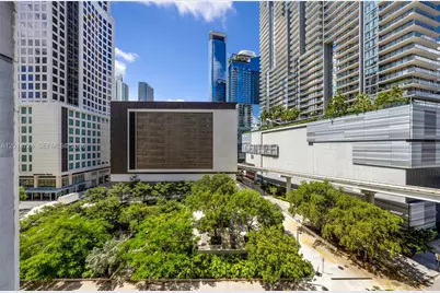 31 SE 6th St #907, Miami, FL 33131 - Photo 23