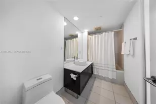 31 SE 6th St, Miami, FL 33131 - Photo 19
