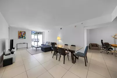 31 SE 6th St #907, Miami, FL 33131 - Photo 3