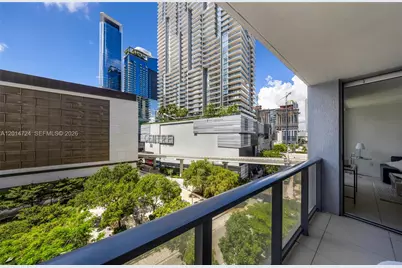 31 SE 6th St #907, Miami, FL 33131 - Photo 21