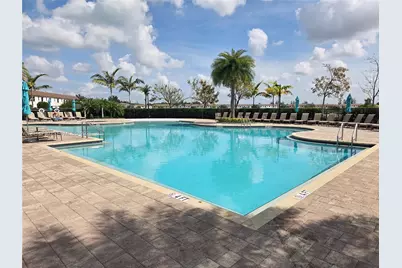10840 W 33rd Ln, Hialeah, FL 33018 - Photo 19
