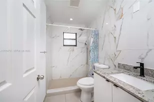 2106 Plunkett Ct, Hollywood, FL 33020 - Photo 17